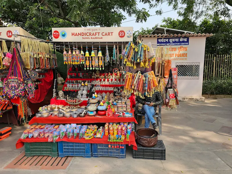 Handicraft stall in Sarnath